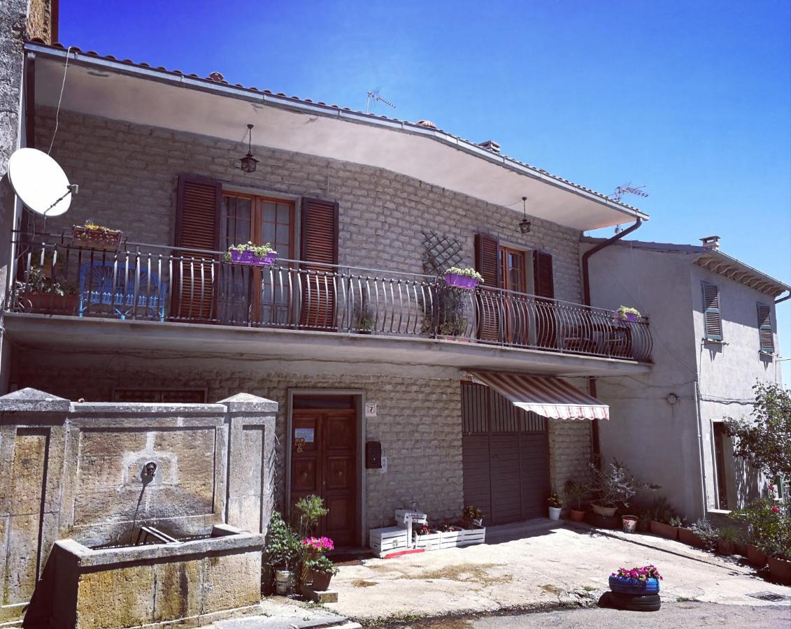 לינה וארוחת בוקר Roccalvecce Wanderlust Sant'Angelo Il Paese Delle Fiabe מראה חיצוני תמונה